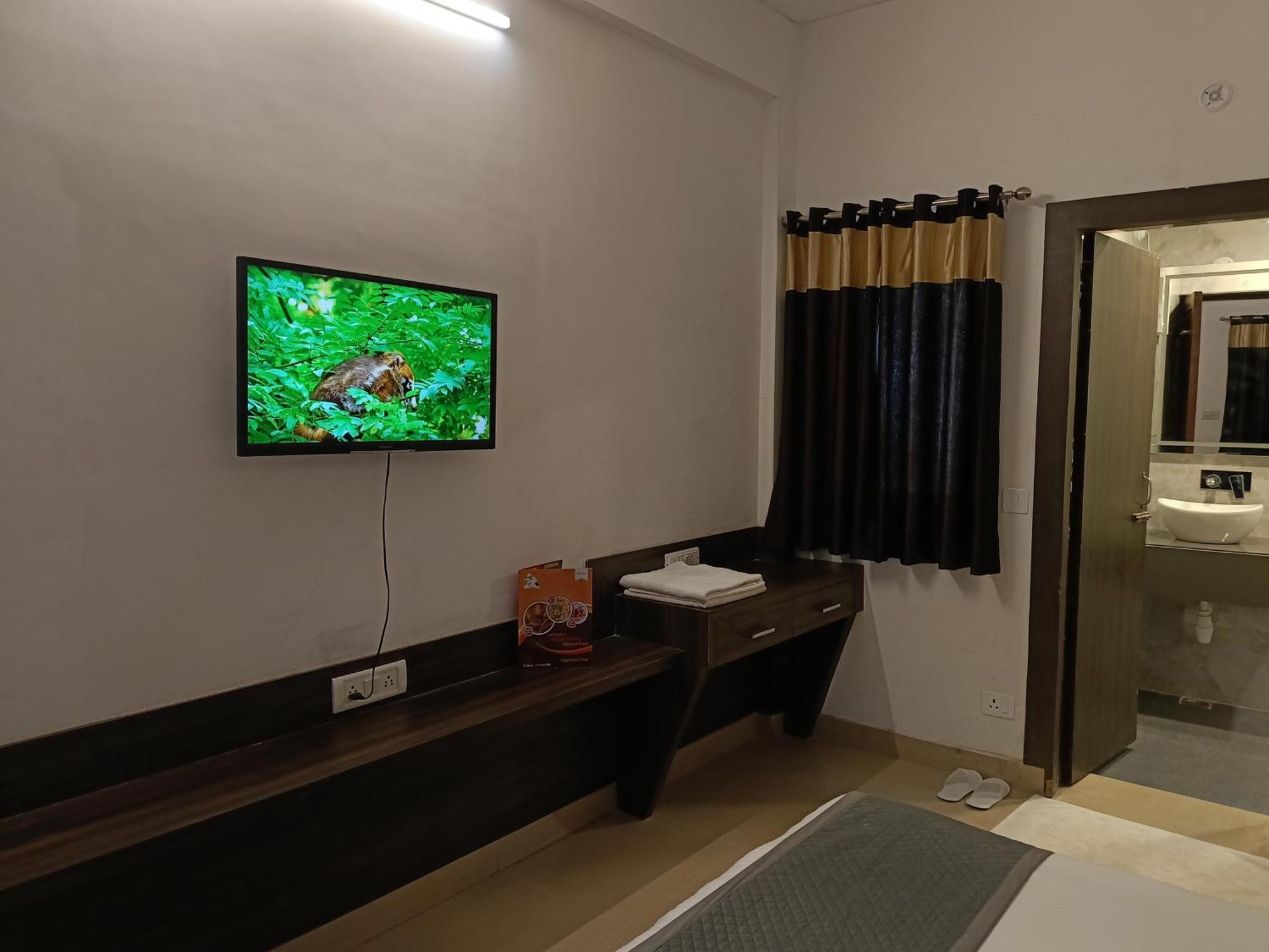 Hotel Shyam Palace India Agra Agra  Dış mekan fotoğraf